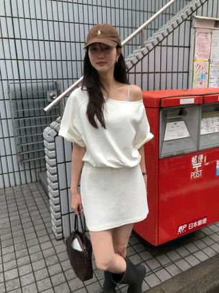 [2 colors] One-shoulder dress