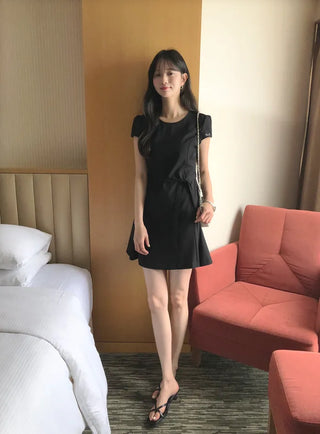 [2 colors] Belt Flexible Dress