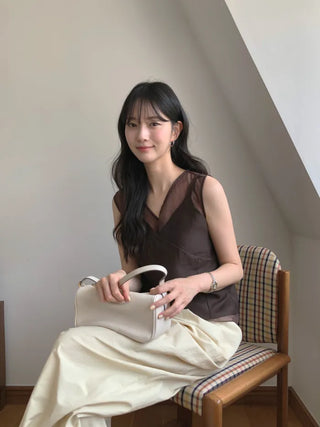 [4 colors] Sheer sleeveless blouse