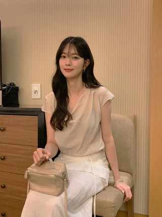 [3 colors] Crepe blouse