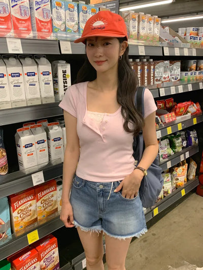 Wandering denim shorts