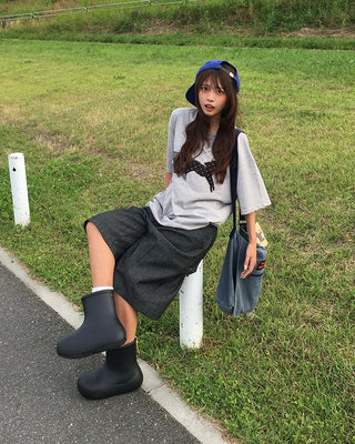 (Unisex) Striped Black Denim Loop Bermuda Pants