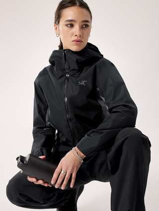 [arcteryx] Solano Hoodie Women's - Black / Cloud
