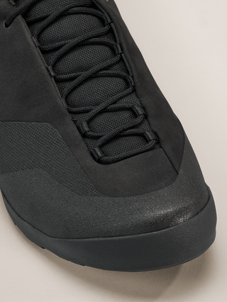 [arcteryx] Conceal Gore-Tex Women's - Black / Black