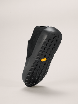 [arcteryx] Crag Women's - Black / Black
