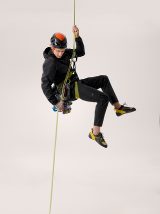 [arcteryx] Squamish Hoodie for Men - Black