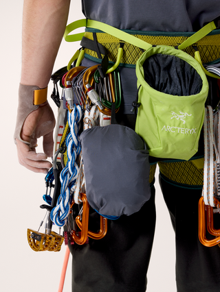 [arcteryx] Squamish Jacket for Men - Dk Stratus