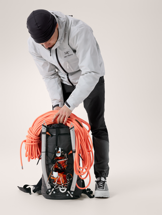 [arcteryx] Alpha FL 30 Backpack - Black