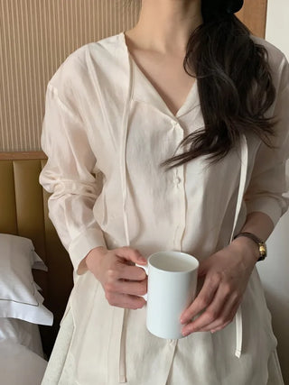 (3 colors) Bow tie blouse
