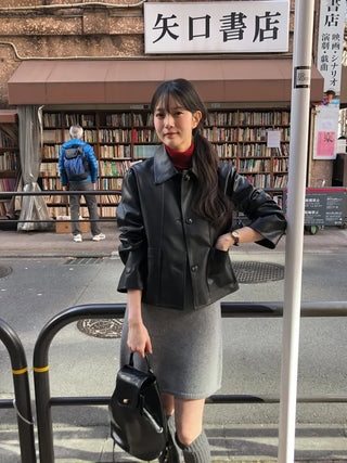 (4 colors) Short-sleeved turtleneck knit