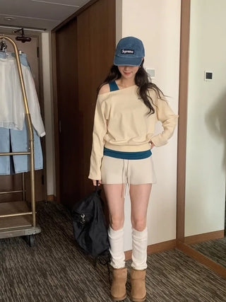 One-shoulder oversized sweatshirt