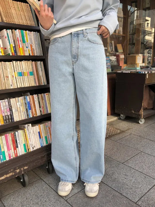Light blue denim pants