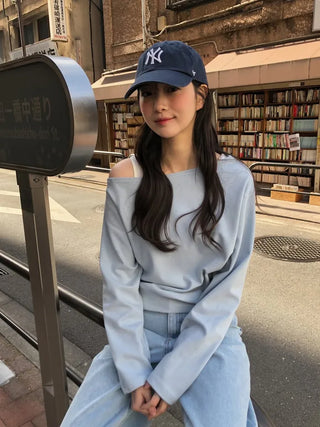 Light blue denim pants
