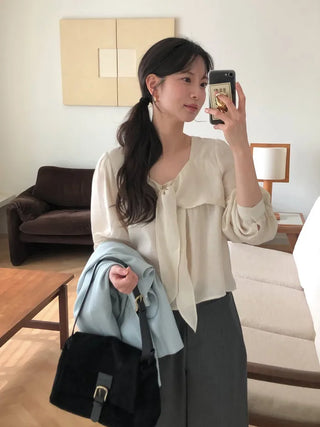 (3 colors) Blouse with tie