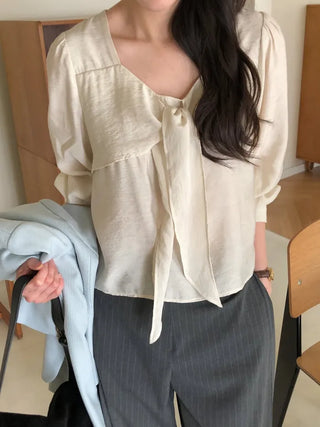 (3 colors) Blouse with tie