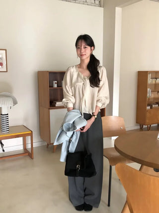 (3 colors) Blouse with tie