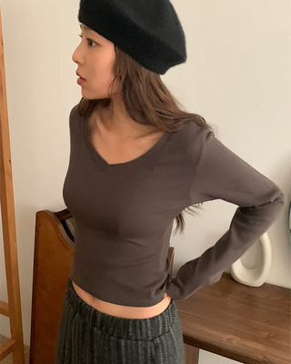 Fleece-lined V-neck long-sleeved cropped T-shirt