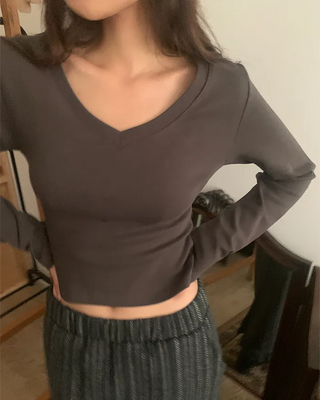 Fleece-lined V-neck long-sleeved cropped T-shirt