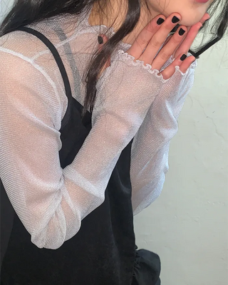 See-through layered warmer T-shirt