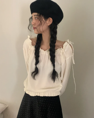 Velvet Ribbon Off-Shoulder Sweatshirt