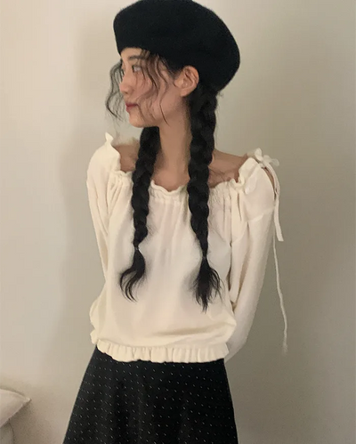 Velvet Ribbon Off-Shoulder Sweatshirt