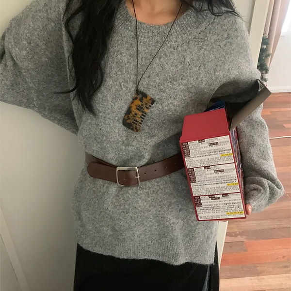 Loose-fit round knit