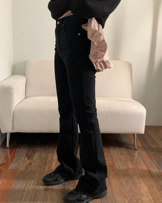 Span semi-bootcut black denim pants