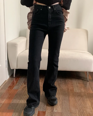 Span semi-bootcut black denim pants