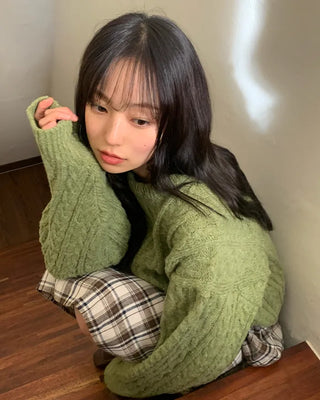 Cable knit long-sleeve knit