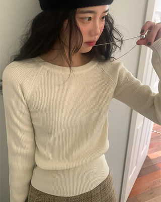 Slim raglan round long-sleeve knit