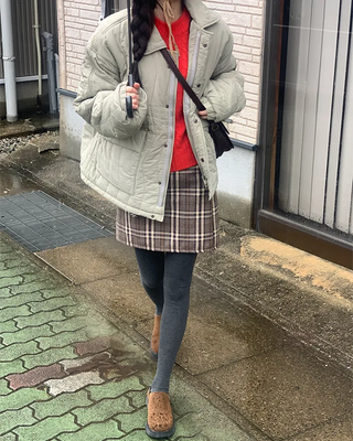 Checkered back elastic waistband fleece-lined skirt