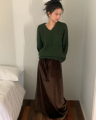 Basic Loose Fit V-Neck Knit