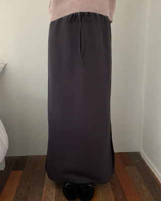 Long skirt with brushed fleece lining