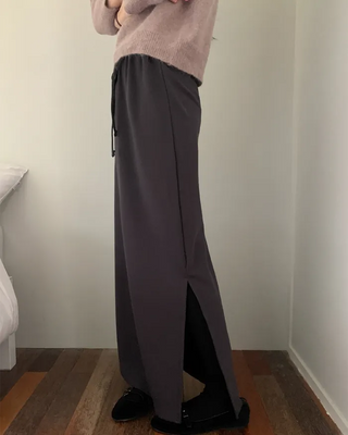 Long skirt with brushed fleece lining