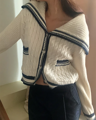 Two-tone twisted color knit cardigan