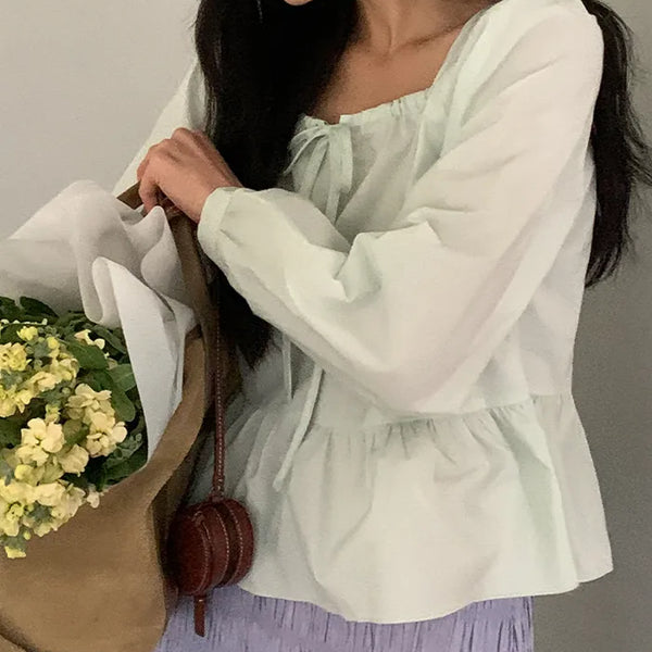 Square Shirring Ribbon Blouse