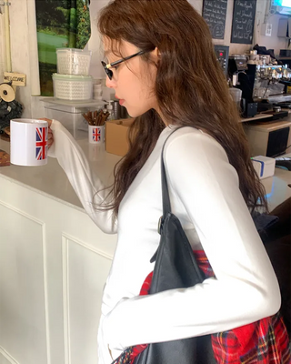 Basic Round Long-Sleeve T-Shirt
