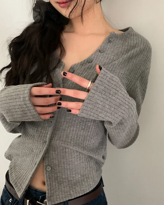 V-neck ribbed long-sleeve cardigan