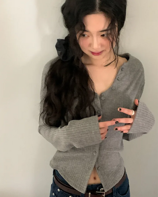 V-neck ribbed long-sleeve cardigan