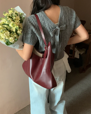 Ribbon V-neck short-sleeved knit