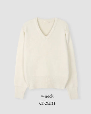 [U-neck/V-neck] 2 types of standard basic knitwear