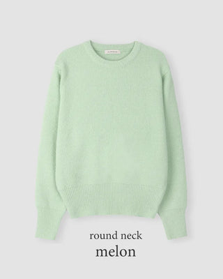 [U-neck/V-neck] 2 types of standard basic knitwear