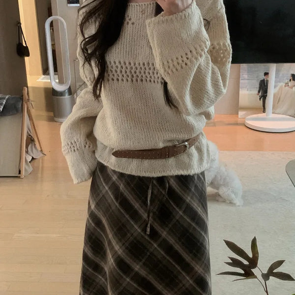 Openwork boat neck knit