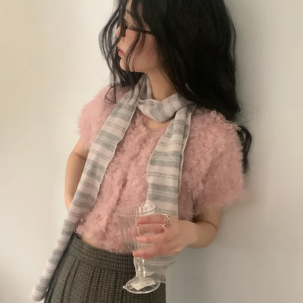 Striped muffler