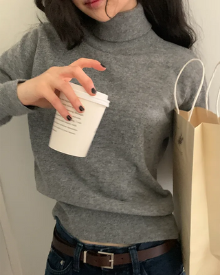 Cashmere turtleneck knit