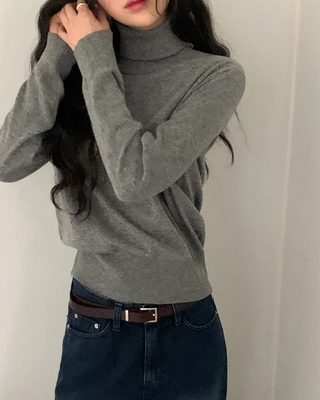 Cashmere turtleneck knit