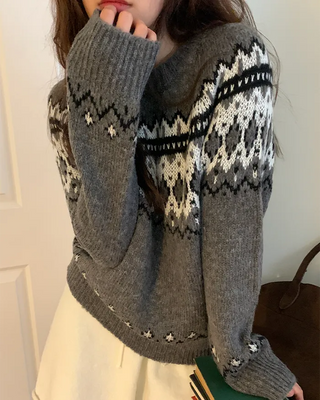 Nordic snowflake pattern knit