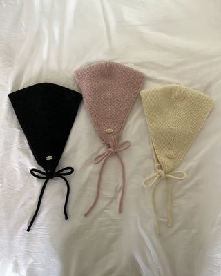 Knitted earmuffs/ear warmers