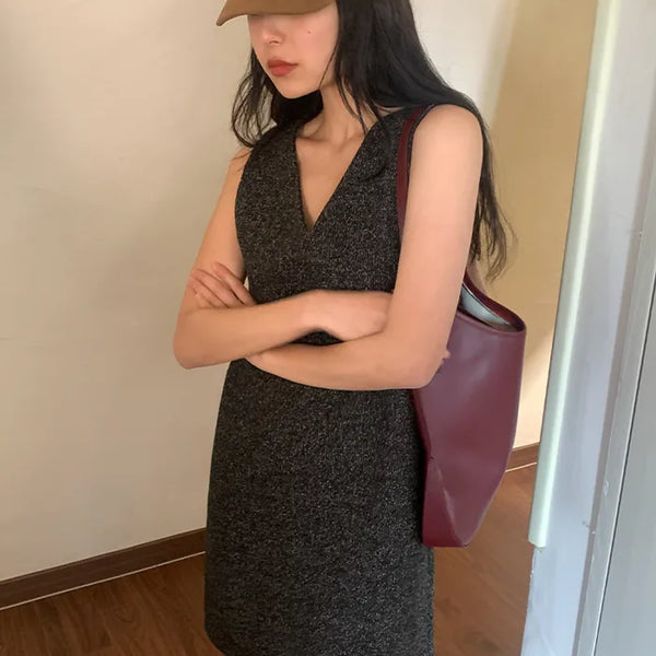 Simple V-neck dress