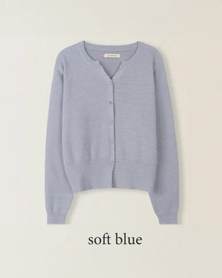 Y-neck modern cardigan